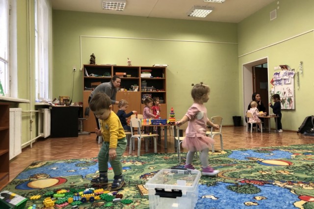 Власти введут условие сохранения пособия многодетным семьям Власти введут условие сохранения пособия многодетным семьям