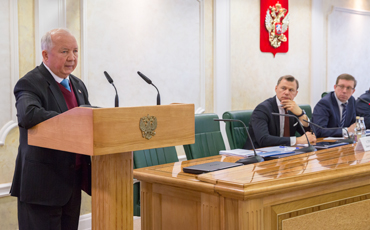 Для бизнеса и для людей Для бизнеса и для людей