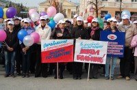 Работники областной системы здравоохранения на Первомайском митинге