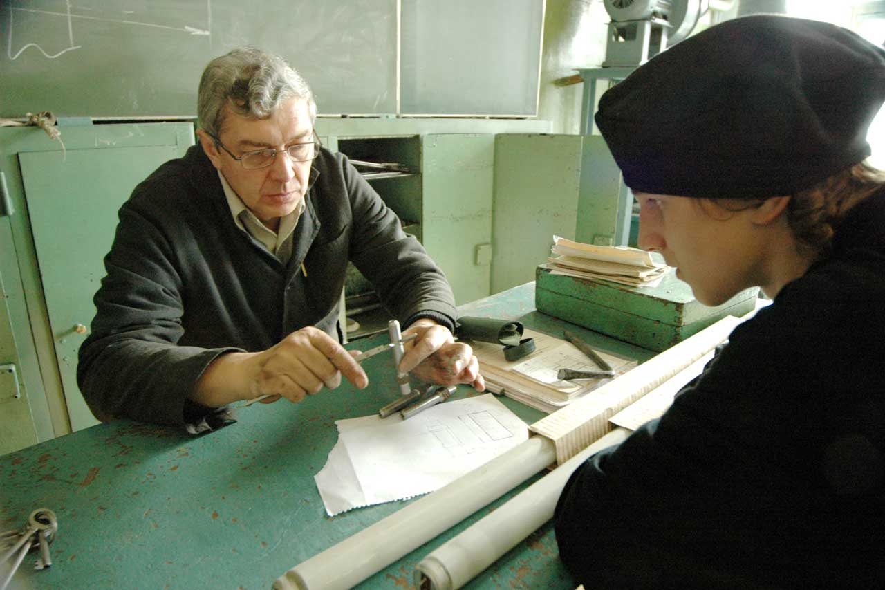 Кадры за партой