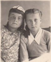 Хельви Латту - слева