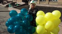  Первомайские шары дождались своей поры 
