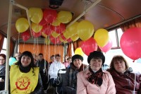 На большом воздушном шаре-е-е мы встречаем Первома-а-ай!