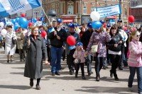 3.	Выходи и стар и млад на Первомайский наш парад!