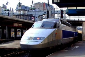 Французские контролеры блокировали железнодорожное сообщение