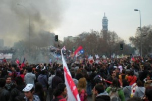 Чилийские студенты выбили референдум силой