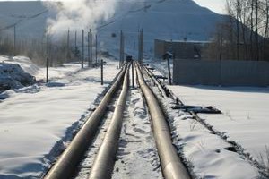 Рабочие «РУСАЛ – Бокситогорск» требуют повышения зарплат на пикете