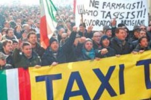 В Италии вновь бастуют таксисты