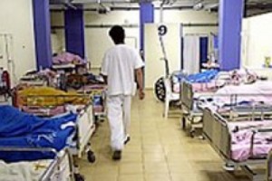 Израильские медсестры требуют "разгрузить" медучреждения