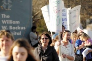 Американские медсестры требуют справедливости