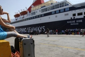 В Греции на два дня остановилось паромное сообщение
