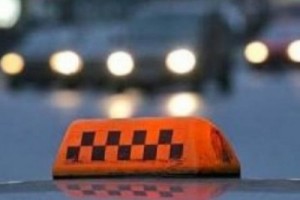 Таксистов временно пожалели и разрешили не лицензироваться