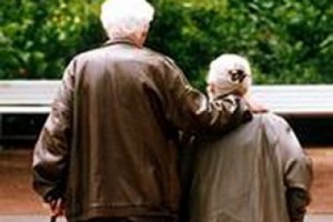 В Польше утверждают реформу, повышающую пенсионный возраст