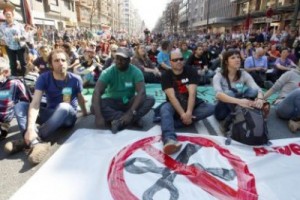 Испанские учителя выходят на тропу войны