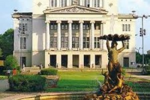 Хор Латвийской Национальной оперы начинает забастовку