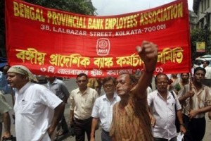 Из-за забастовки индусы остались без денег