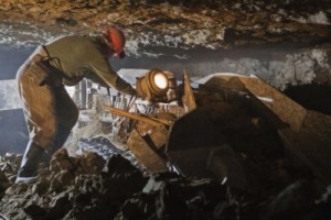 Шахтеры Хакассии получают зарплаты спустя десятилетие