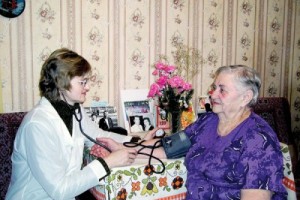 Соцработники Кузбасса требуют повышения заработных плат