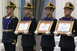 В День защитника Отечества власть вспомнила о военных