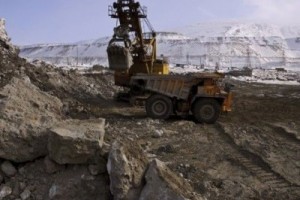 В посёлке Большая Ирба прошёл митинг работников Ирбинского рудника