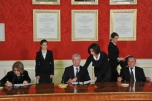 Подписано Московское трехстороннее соглашение на 2013–2015 годы и Соглашение о минимальной заработной плате на 2013 год