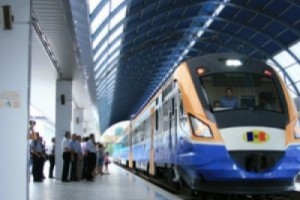 Румынские железнодорожники вышли на забастовку из-за однодневной задержки зарплаты