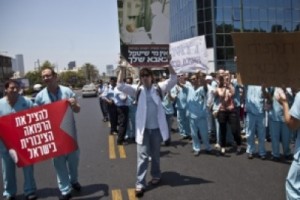 Новый виток конфликта медиков в Израиле