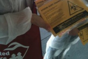 Уборщики готовы развести грязь в аэропорту Мельбурна