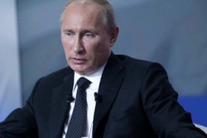 Путин пообещал врачам учителям и военным денег и жилья