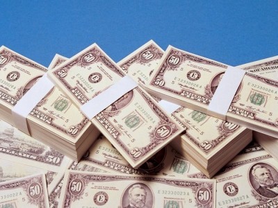 Отток капитала из России за неполный год достиг 50 млрд долларов Отток капитала из России за неполный год достиг 50 млрд долларов