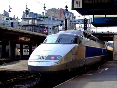 Французские контролеры блокировали железнодорожное сообщение