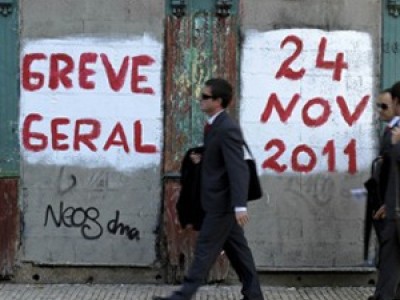 Всеобщая забастовка парализовала жизнь в Португалии