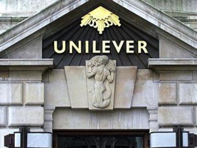 Сотрудники крупной торговой компани в Великобритании вышли на забастовку в защиту своих пенсии