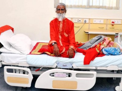 Бастующих индийских врачей арестовывают