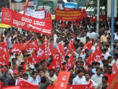 Многомиллионная забастовка парализовала Индию