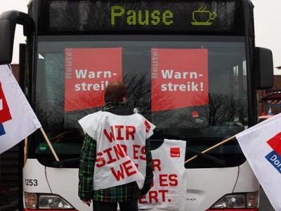 В Германии снова бастует общественный сектор