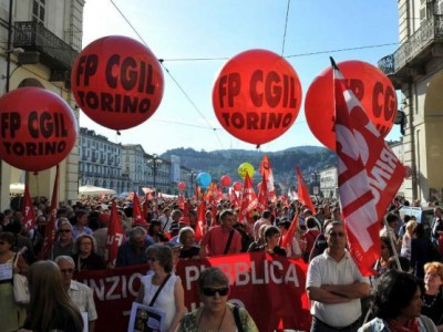 Итальянцы бастуют за 18-ю статью Трудового кодекса