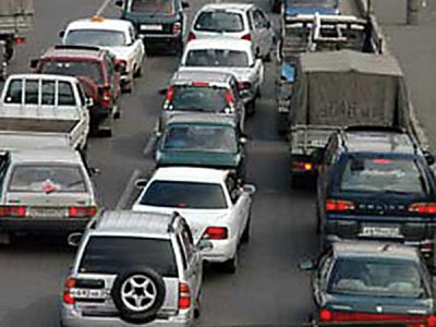 В Волгограде металлурги перекрыли дорогу, протестуя против действий полиции