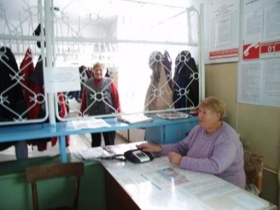 Учителя Приморья требуют повысить зарплаты технического персонала учебных заведений