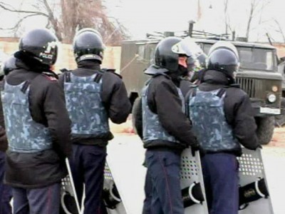 В Жанаозен введены внутренние войска