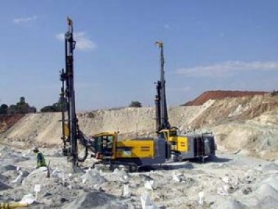 Протесты на платиновой шахте в ЮАР продолжаются