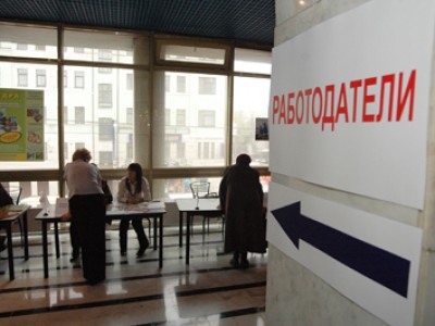 Спрос на рабочие специальности продолжает расти, а предложений всё меньше