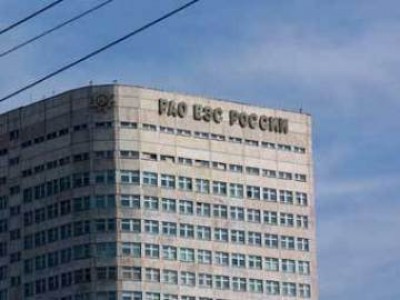 Естественные монополии требуют от государства доплаты за свое существование