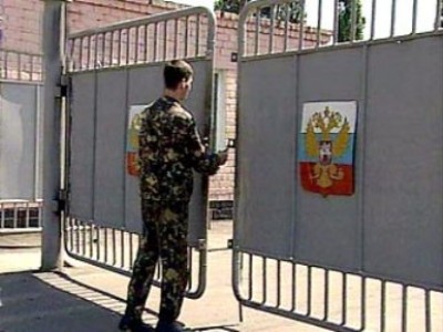 Контрактникам, получившим военную травму, дадут надбавку к пенсии