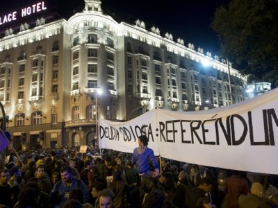 70 тыс. испанцев вышли требовать отставки правительства