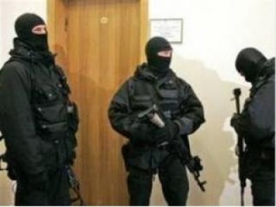 Люди в масках и с автоматами провели обыск в Федерации профсоюзов Камчатки