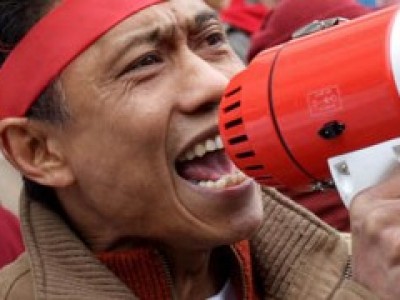 Несколько тысяч китайских рабочих бастуют против жестокого обращения со стороны начальства