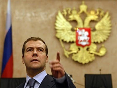 Дмитрий Медведев назвал предложения работодателей по изменению Трудового кодекса "экстремистскими"