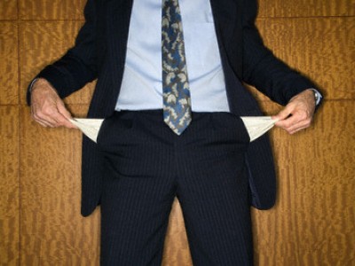 Работники предприятий-банкротов получат пособия