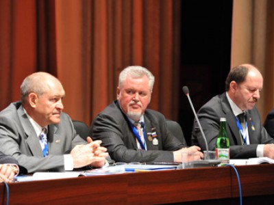 Партия "Союз труда" выступает против введения ряда норм антитабачного закона